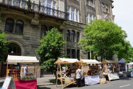 Ferienwohnung Charming Flat In The Center Budapest Exterior foto